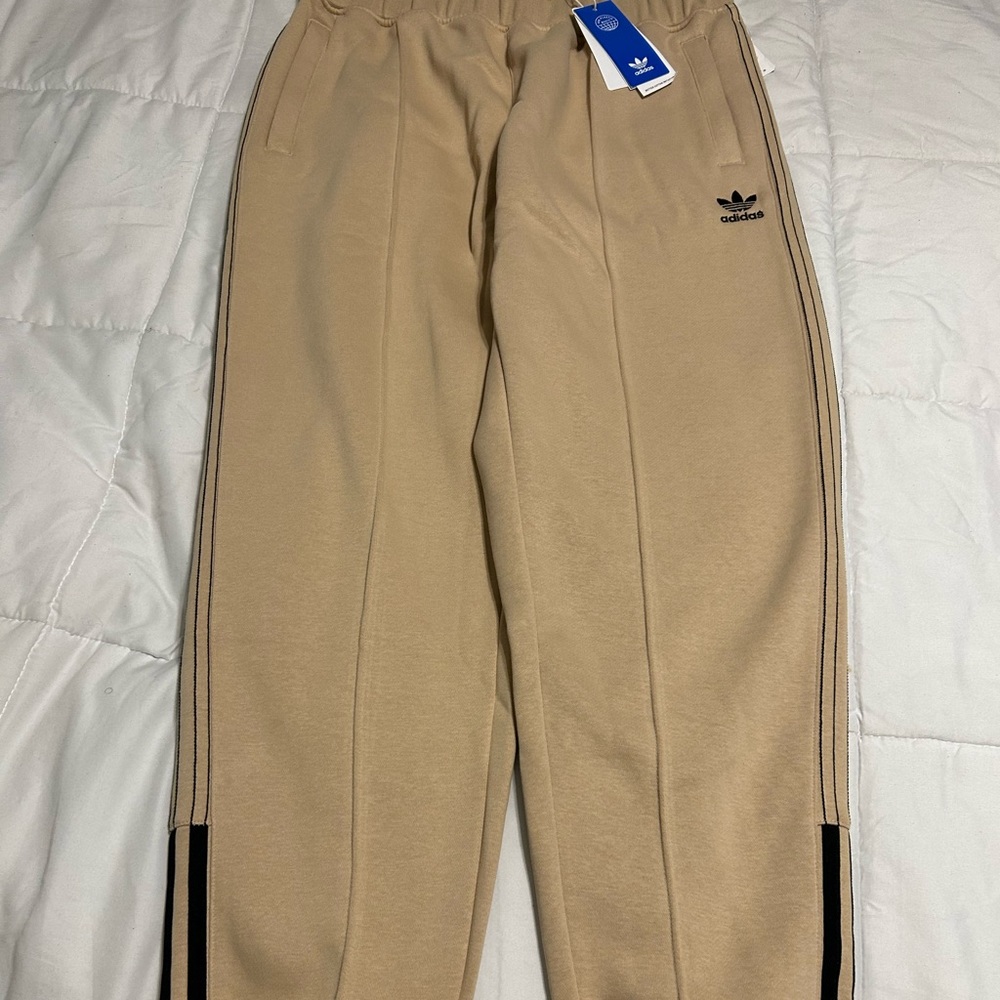 New Magic Beige Men Active Adidas Pants Size L